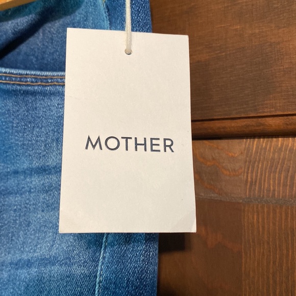 NWT Mother the Weekender jeans in first mate size 26 - Picture 2 of 7
